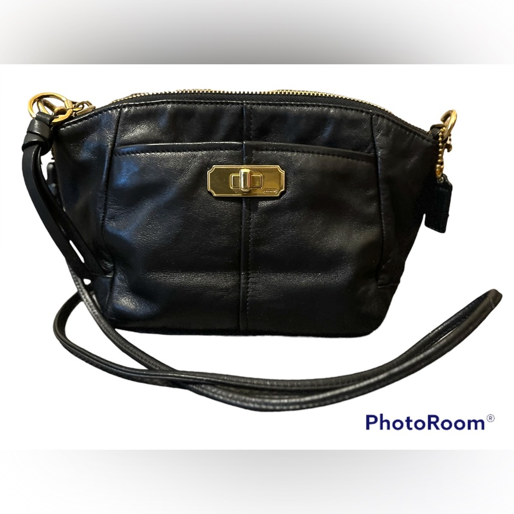 Coach Shoulderbag Purse Black Leather